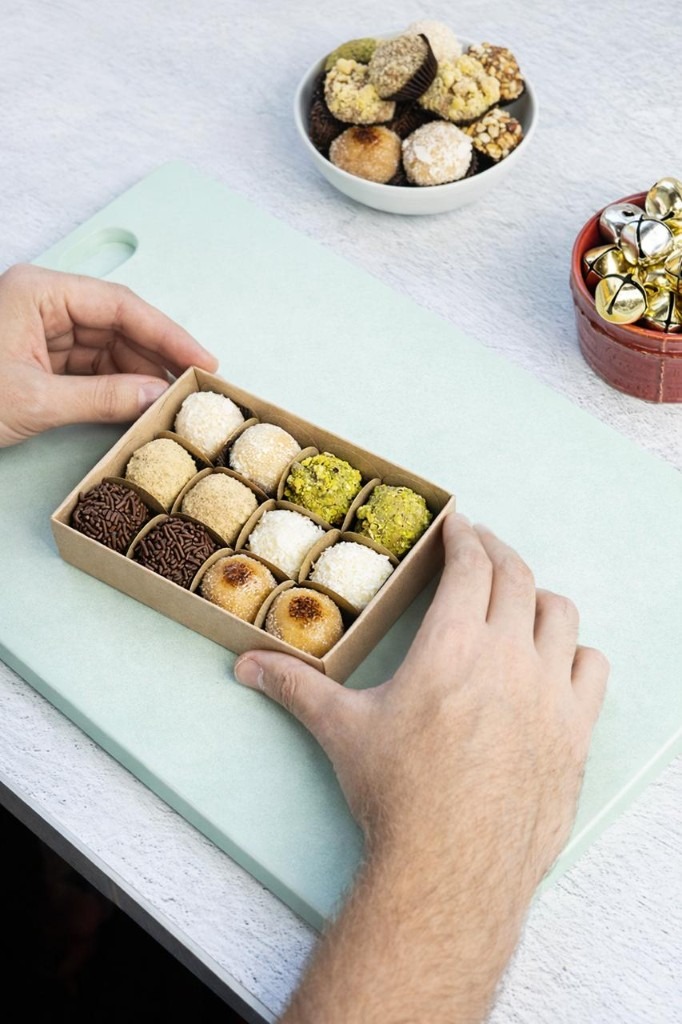 Brigadeiros para llevar en Obrigado Escazú